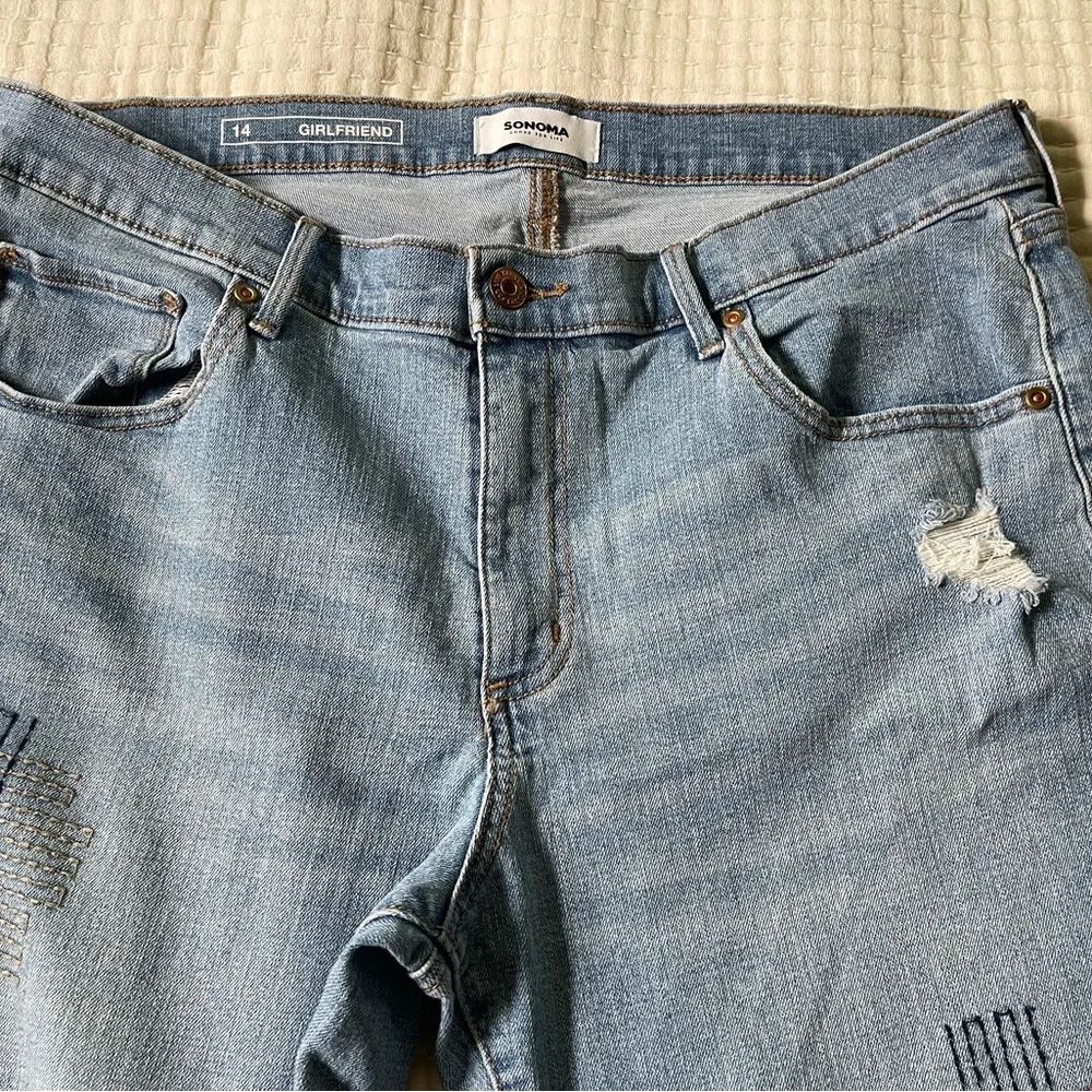 Sonoma Light Blue Distressed Ankle Jeans